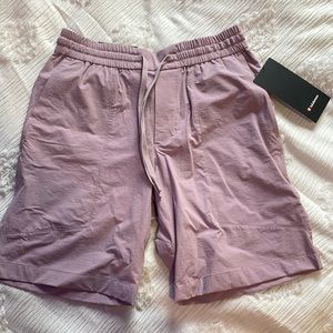 Lululemon men’s shorts size small never worn
